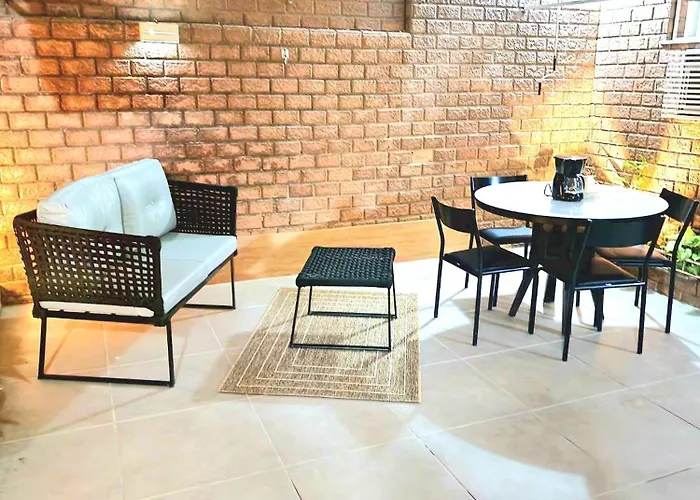 İki Yatak Odalı Ev